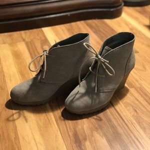 White Mountain Booties